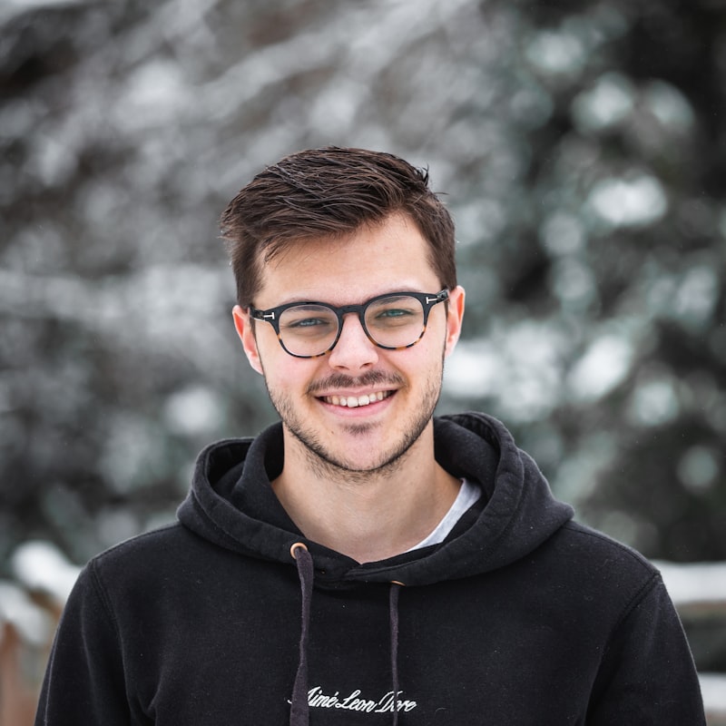 Warehouse Supervisor candidate portrait